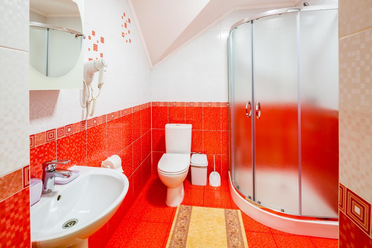 Family Hotel Kaskad Bukovel Kültér fotó
