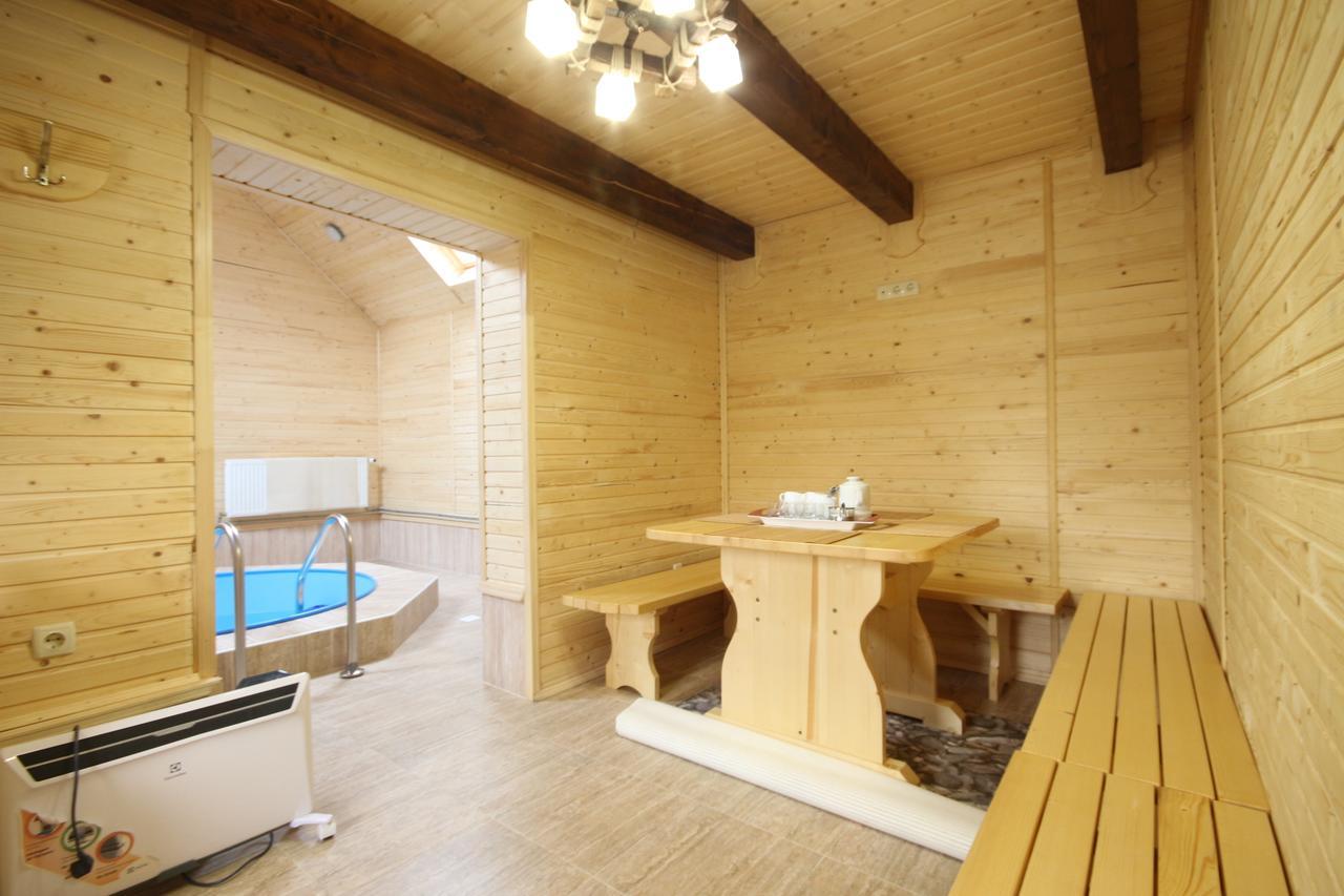 Family Hotel Kaskad Bukovel Kültér fotó