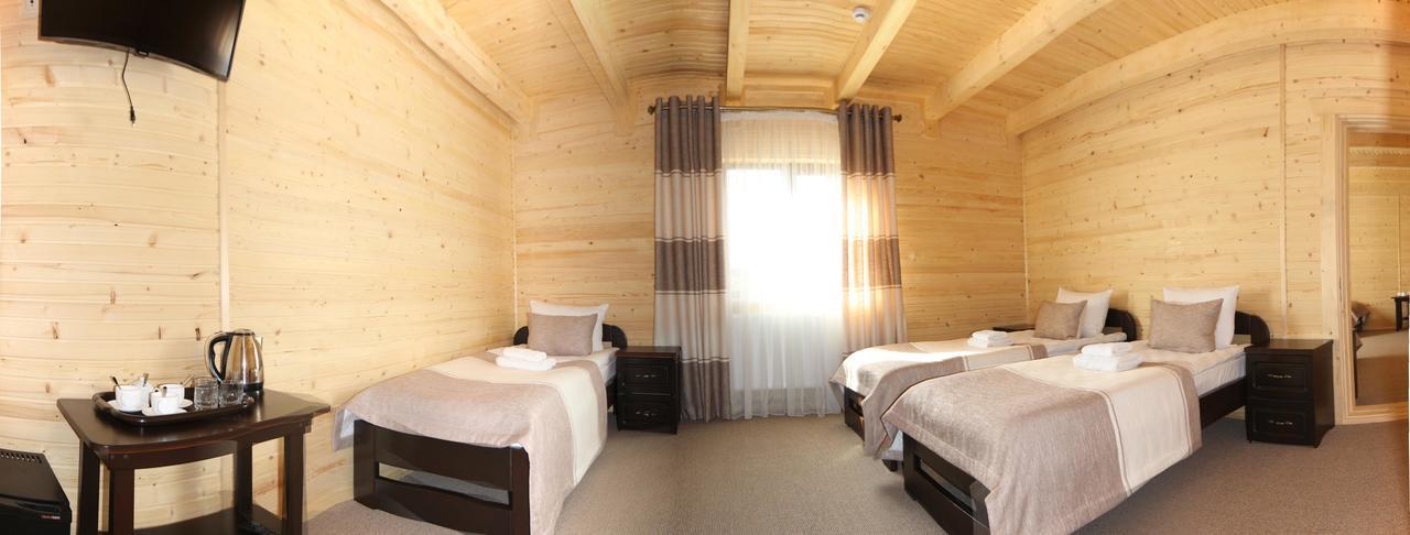 Family Hotel Kaskad Bukovel Kültér fotó
