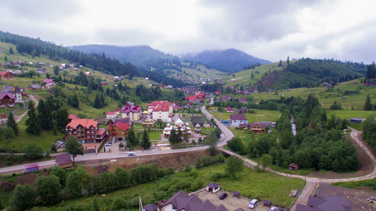 Family Hotel Kaskad Bukovel Kültér fotó